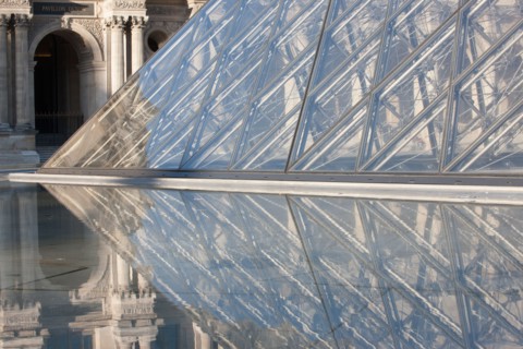 France, Region Ile de France, Paris 1er arrondissement, Musee du Louvre, cour de la Pyramide, pyramide de Ieoh Ming Pei, Pavillon Denon,