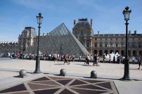 France, Region Ile de France, Paris 1er arrondissement, Musee du Louvre, cour de la Pyramide,