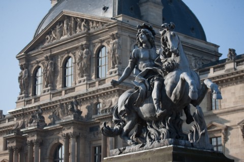 France, Region Ile de France, Paris 1er arrondissement, Musee du Louvre, cour de la Pyramide, statue de Louis XIV, Le Bernin