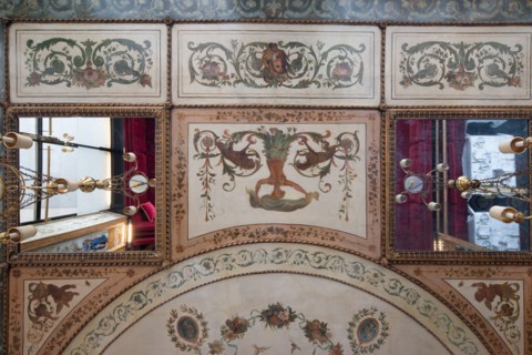 France, Region Ile de France, Paris, 1er arrondissement, Palais Royal, Galerie de Beaujolais, restaurant Le Grand Vefour, Guy Martin, decor, patrimoine,