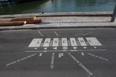 France, Region Ile de France, Paris 8e arrondissement, Pont Alexandre III, vue sur la Seine et les berges de Seine ouvertes en 2013,