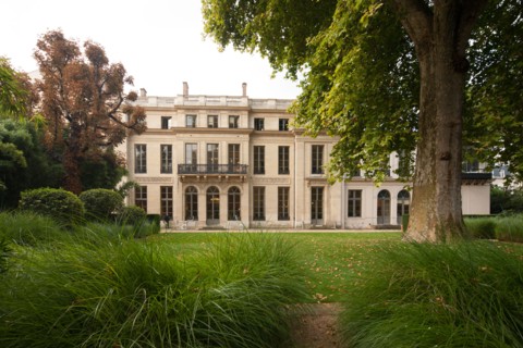 France, Region Ile de France, Paris 7e arrondissement, 54 rue de Bellechasse, Hotel de Rochechouart, ministere de l'Education Nationale, facade sur jardin,