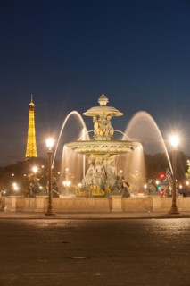 France, Region Ile de France, Paris 8e arrondissement, place de la Concorde, fontaines, obelisque, tombee de la nuit,