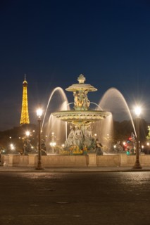 France, Region Ile de France, Paris 8e arrondissement, place de la Concorde, fontaines, obelisque, tombee de la nuit,