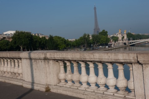 France, Region Ile de France, Paris 7e arrondissement, quai des Tuileries, Pont de la Concorde, la Seine et la Tour Eiffel, Pont Alexandre III,