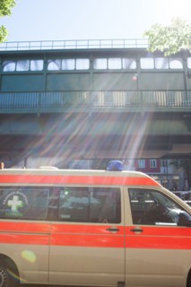 Allemagne (Germany), Berlin, Prenzlauer Berg, metro, S-Bahn, transport urbain, ambulance