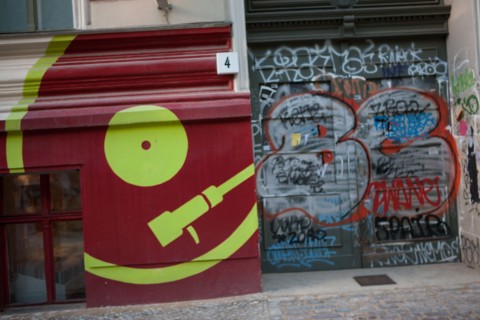 Allemagne (Germany), Berlin, Prenzlauer Berg, Oderberger Strasse, magasin de disque