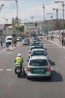 Allemagne (Germany), Berlin, Friederich Strasse, vehicules de police, polizei, chantiers et grues,