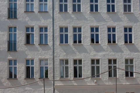 Allemagne (Germany), Berlin, Prenzlauer Berg, immeubles en travaux, Bernauer Strasse,