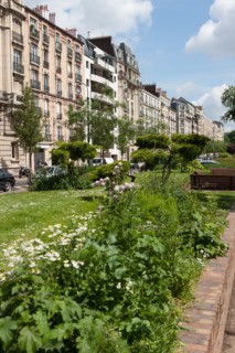 France, Ile de France, Hauts-de-Seine, ville de Clichy-la-Garenne, allee Leon Gambetta, terre plein central
Mention obligatoire : CRT PIdF