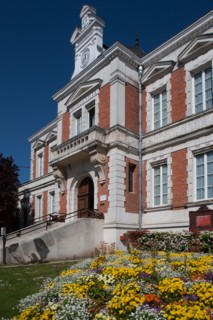 France, Ile de France, Essonne, Milly-la-Foret, Hotel de Ville,
Mention obligatoire : CRT PIdF