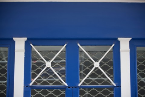 France, Ile de France, Paris, 1er arrondissement, 14 rue de la Sourdiere, detail facade, boutique empire