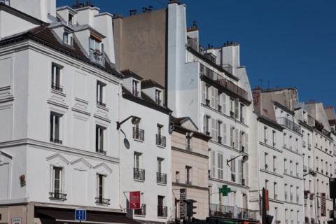France, Ile de France, Paris 11e arrondissement, rue du faubourg Saint-Antoine, facades,