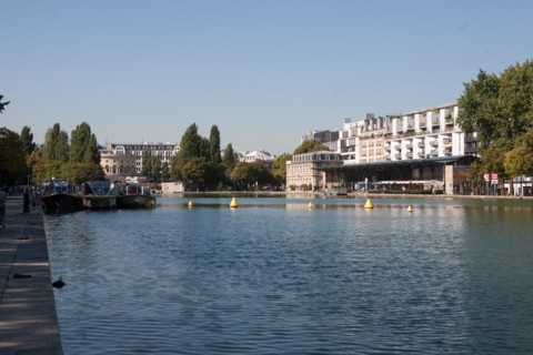 France, Ile de France, Paris, 19e arrondissement, bassin de la Villette, rotonde, architecte Claude-Nicolas Ledoux, pavillon d'octroi, ancienne barriere de Paris, metro Stalingrad, cinema mk2,