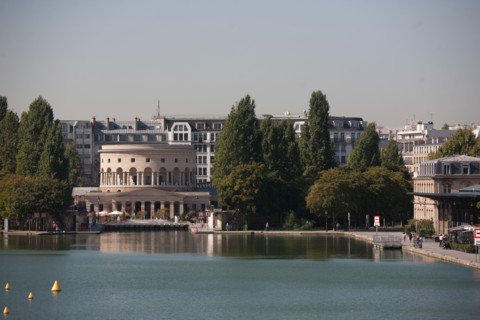 France, Ile de France, Paris, 19e arrondissement, bassin de la Villette, rotonde, architecte Claude-Nicolas Ledoux, pavillon d'octroi, ancienne barriere de Paris, metro Stalingrad, cinema mk2,