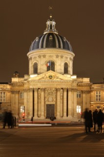 France, Ile de France, Paris 6e arrondissement, quai de Conti et pont des Arts, Institut de France,