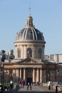 France, Ile de France, Paris 6e arrondissement, quai de Conti et pont des Arts, Institut de France, coupole, Academie Francaise, College des Quatre-Nations,