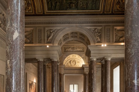 France, Ile de France, Paris 1er arrondissement, musee du Louvre, aile Denon, salle Percier et Fontaine, ancien escalier dessine par Percier et Fontaine dont il ne reste que les colonnes,