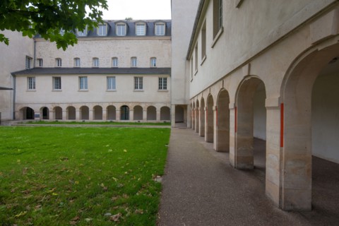 France, Ile de France, Paris 10e arrondissement, rue Saint-Martin, ancien couvent des Recollets, arcades, Maison de l'Architecture