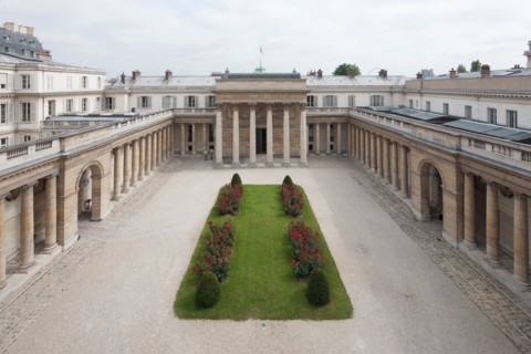 France, Ile de France, Paris 7e arrondissement, Hotel de Salm, rue de Lille, Grande Chancellerie de la Legion d'Honneur, Palais de la Legion d'Honneur, Musee, architecte Pierre Rousseau, colonnade, co...