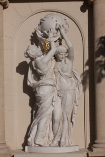 France, Ile de France, Paris 7e arrondissement, Hotel de Salm, rue de Lille, Grande Chancellerie de la Legion d'Honneur, Palais de la Legion d'Honneur, Musee, architecte Pierre Rousseau, sculpture, co...