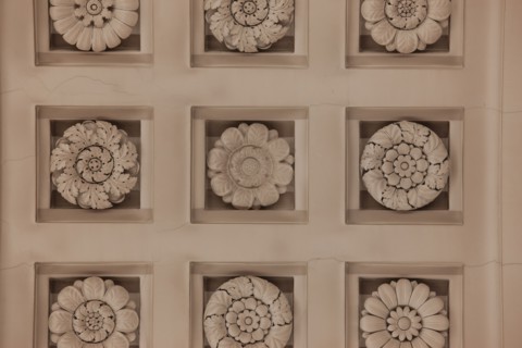 France, Ile de France, Paris 6e arrondissement, Palais du Luxembourg, Senat, plafond du grand escalier d'honneur, Napoleon 1er, plafond a caissons, detail,