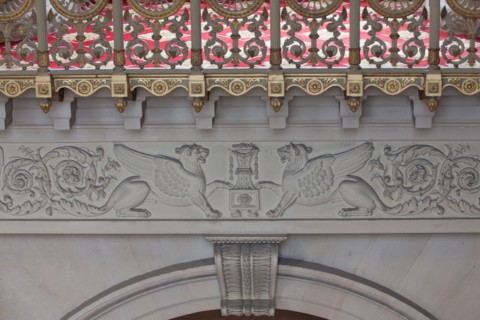 France, Ile de France, Paris 6e arrondissement, Palais du Luxembourg, Senat, grand escalier d'honneur, Napoleon 1er, lionnes et decors premier empire,