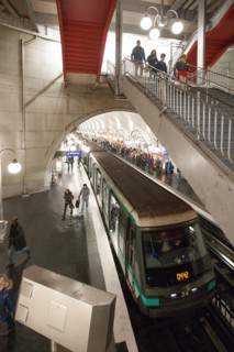 Paris 4e arrondissement,  Station de métro Cité