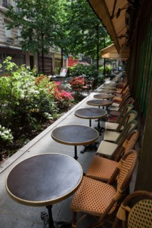 France, Région Ile de France, Paris 4e arrondissement, le Marais, Rue du Trésor, fleurs et