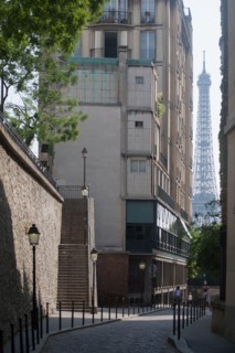 France, Région Ile de France, Paris 16e arrondissement, Rue Berton, en contrebas de la rue
