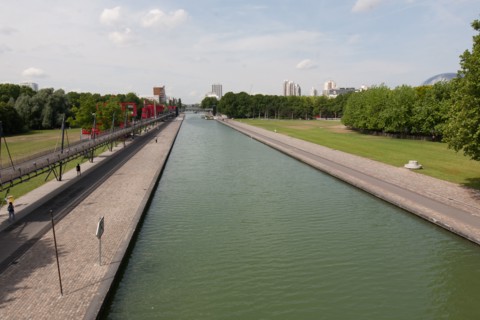 France, Région Ile de France, Paris 19e arrondissement, Parc de la Villette, pont au-dessus du