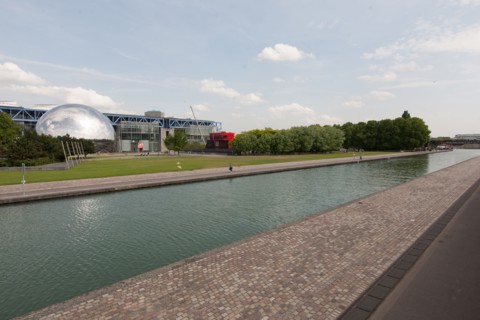 France, Région Ile de France, Paris 19e arrondissement, Parc de la Villette, Géode, Canal de