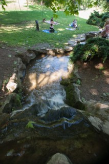 France, Région Ile de France, Paris 19e arrondissement, Parc des Buttes Chaumont, jardin, Ville de