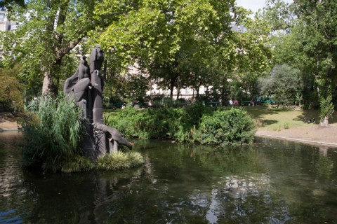 Square Des Batignolles