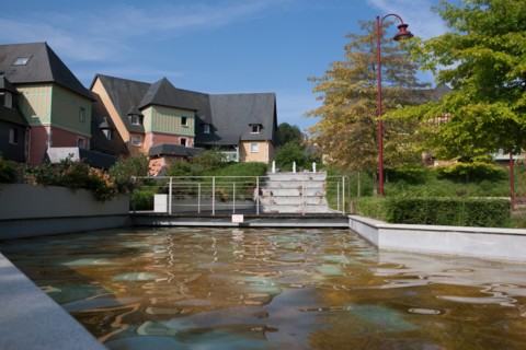 Saint Arnoult, Centre Bourg