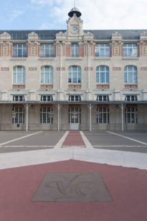 Lycée Voltaire, Paris