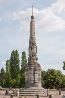 Bois De Vincennes, Carrefour De La Pyramide