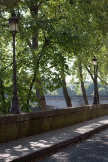 Ile Saint Louis, Quai De Bourbon