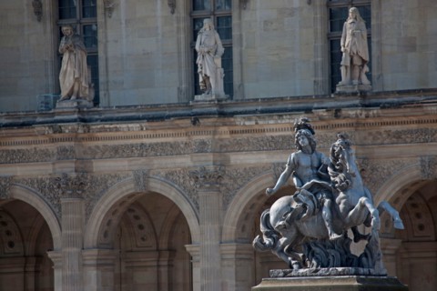 Louvre, Place Dela Pyramide