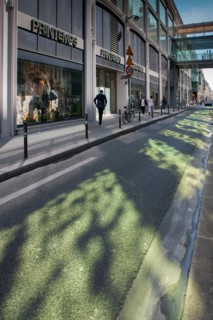 Rue De Provence, Derriere Le Printemps