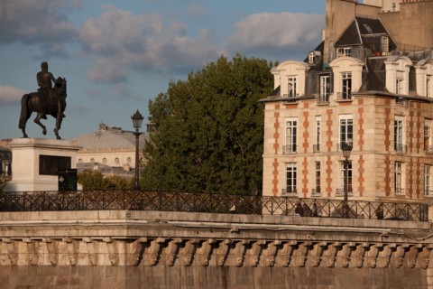 Ile De La Cite, Pavillons de la Place Dauphine donnant sur Le Pont Neuf