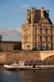 Pont du Carrousel Et Pavillon De Flore Du Musée du Louvre,