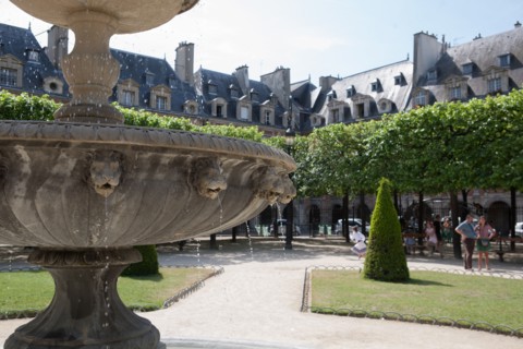 Place Des Vosges, Maison De Victor Hugo
