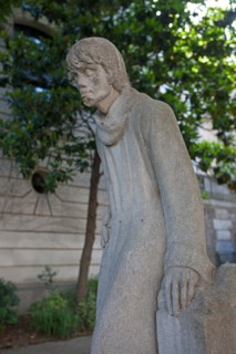 Rue Des Ecoles,Square Paul Langevin