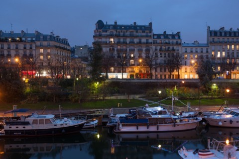 Place De La Bastille, Bassin et Port de l'Arsenal