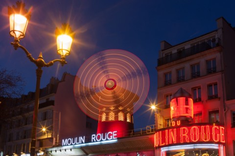 Place Blanche, Moulin Rouge