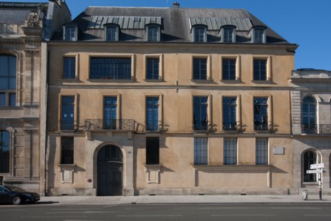 Quai Malaquais, Au Numero 15 Vecut Anatole France