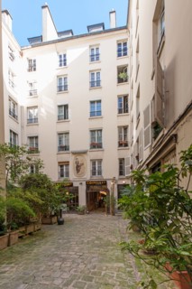 Saint Germain Des Prés, 10 rue De Buci
