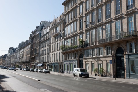 Quai Voltaire, Facade sur Seine