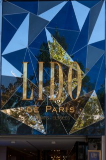 8th Arrondissement, avenue Des Champs Elysees